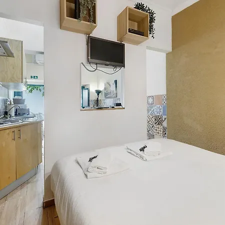 Tiny Gem In Alfama * Lisboa